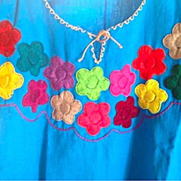 Mexican Embroidered Blue Blouse, M L, Mexican Artist style, Folk Art - Picture 7 of 8